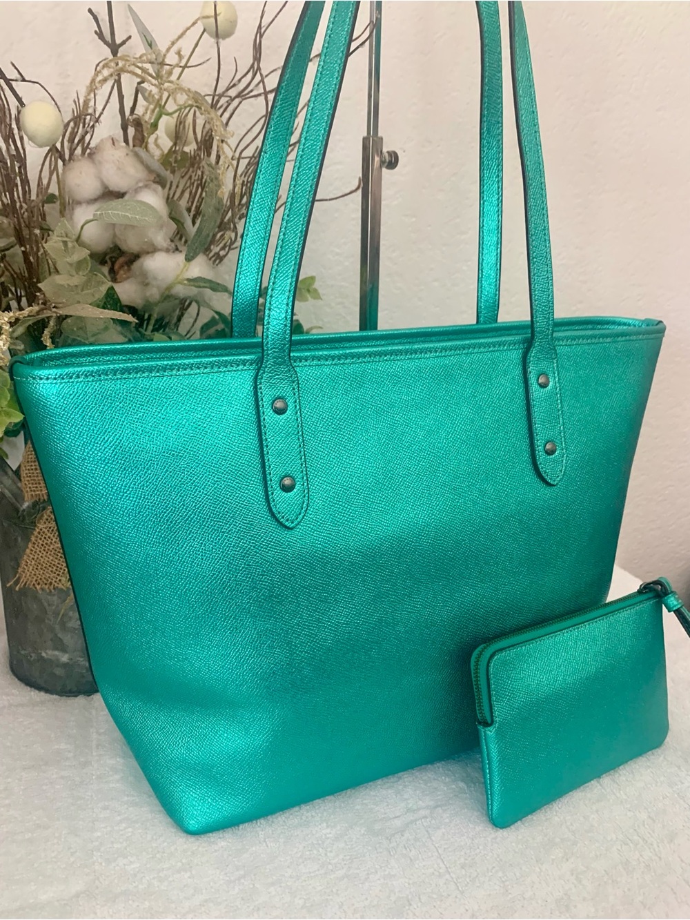 RARE Coach Metallic Sea Green City Tote with Wristlet Set “HARD TO FIND COLOR” - Picture 4 of 13